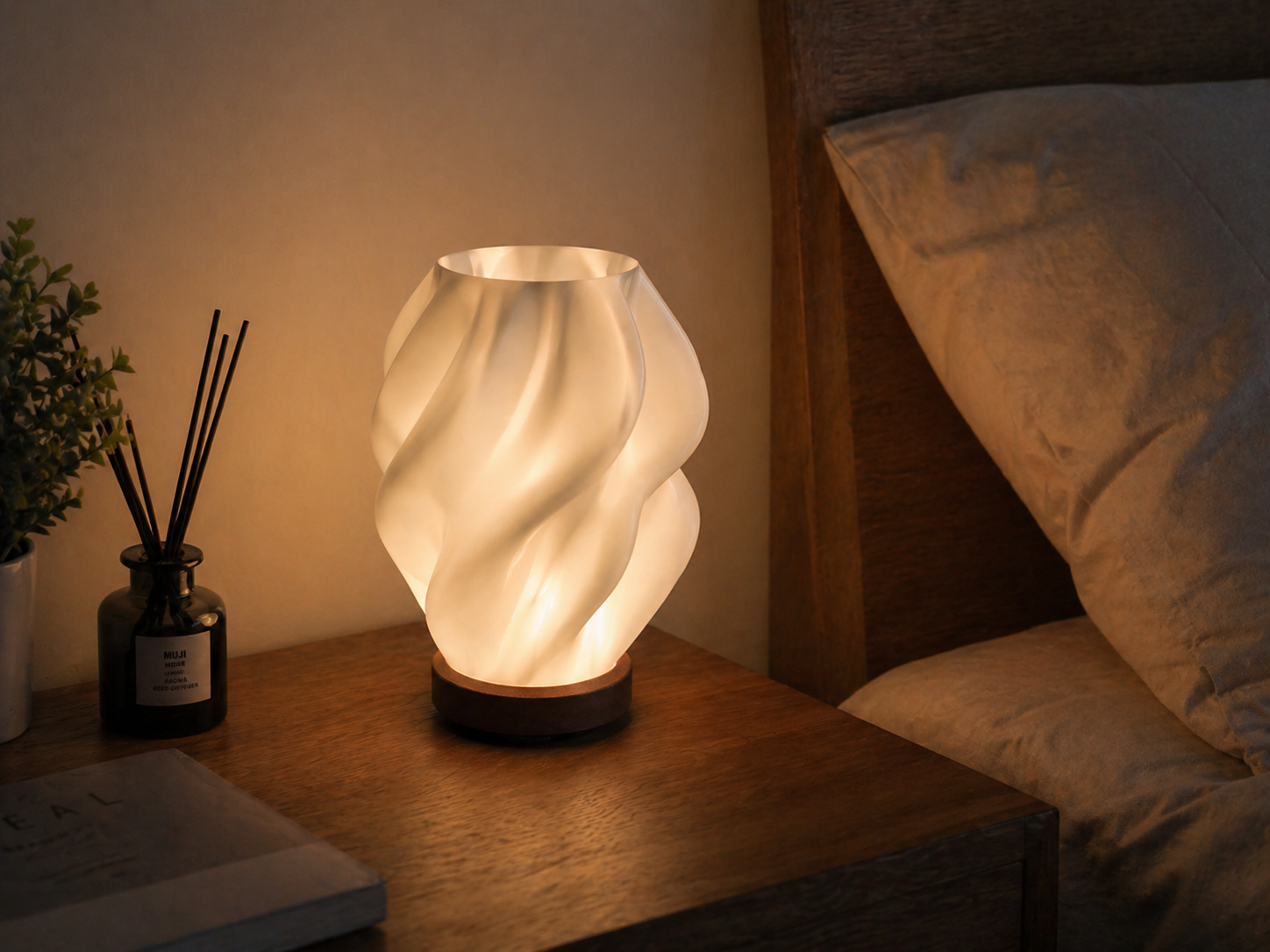 Twisted Spiral Lamp